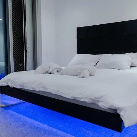Luxury 2 Bed Penthouse With Stunning Views In Manchester City Centre Exterior photo