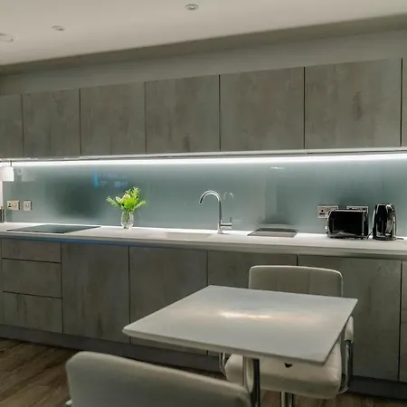Luxury 2 Bed Penthouse With Stunning Views In Manchester City Centre Exterior photo