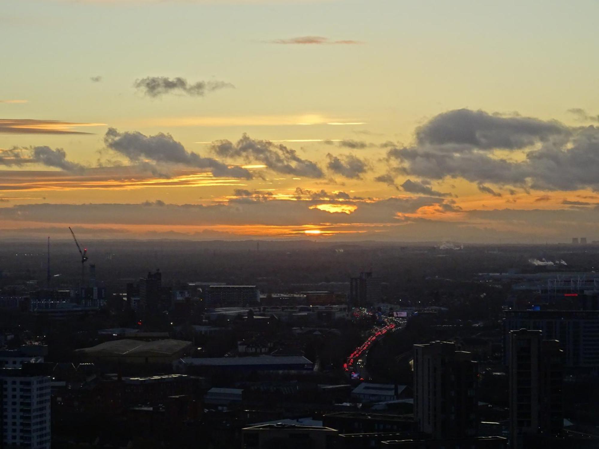 Luxury 2 Bed Penthouse With Stunning Views In Centre Apartment Manchester